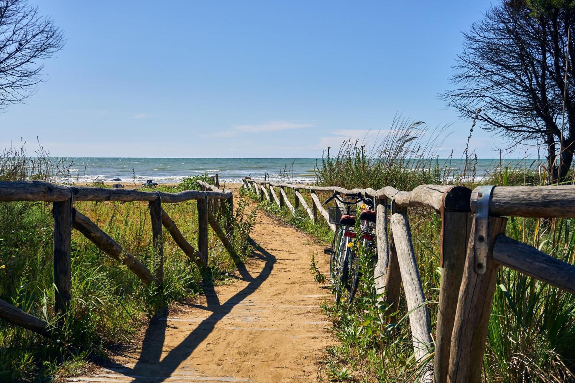 Apartment Sea-front Peaceful With Terrace In Bibione